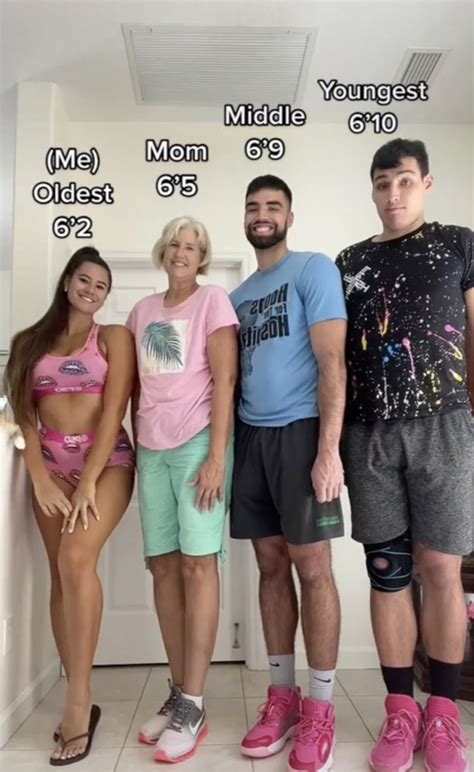 TikTok’s tallest family reveals the strange things。